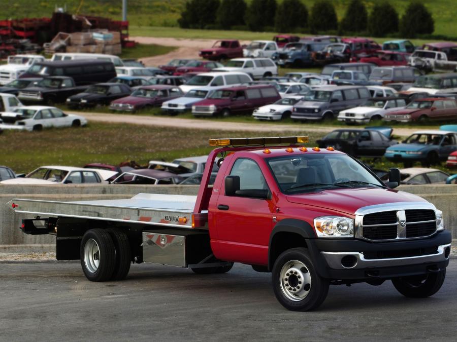  Dodge Ram 5500 Regular Cab Tow Truck 2007 года  (фото 3 из 3)